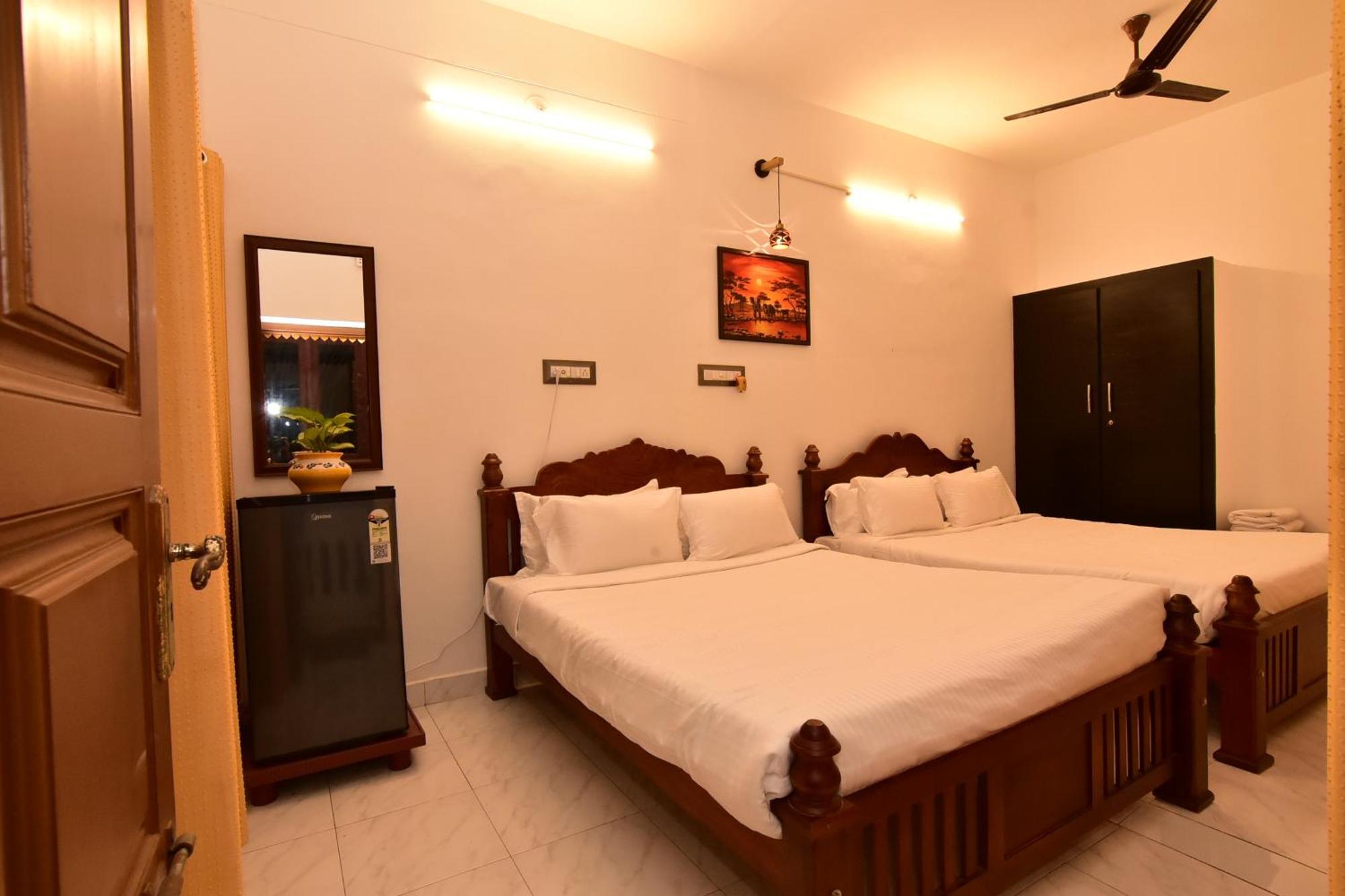 Chez Linda Home Stay Pondicherry Exterior foto